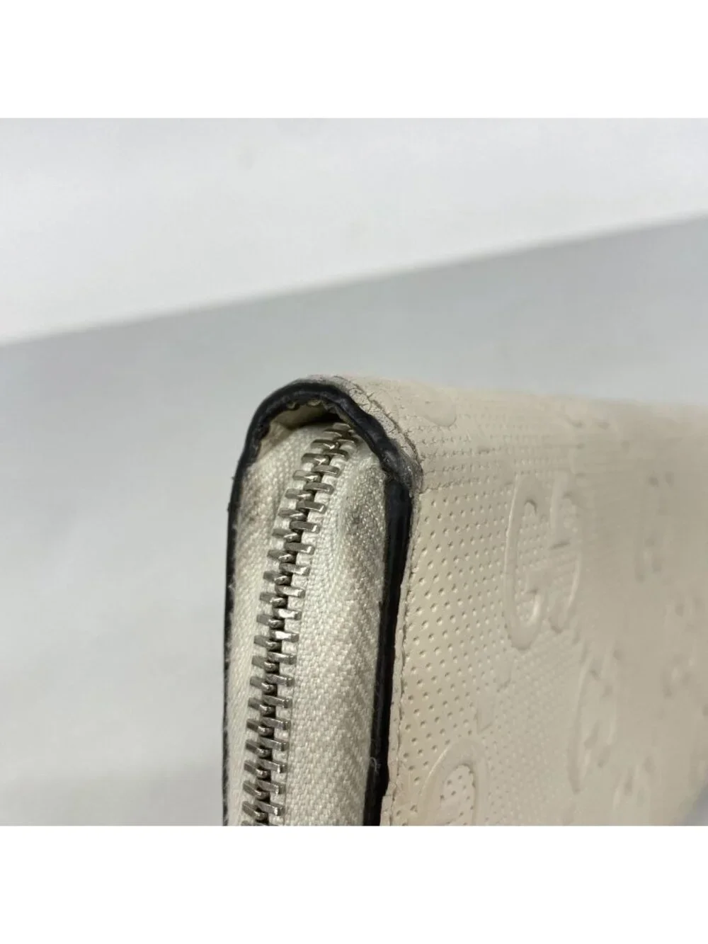 Gucci Wallet GG Embossed Leather Ivory Silver